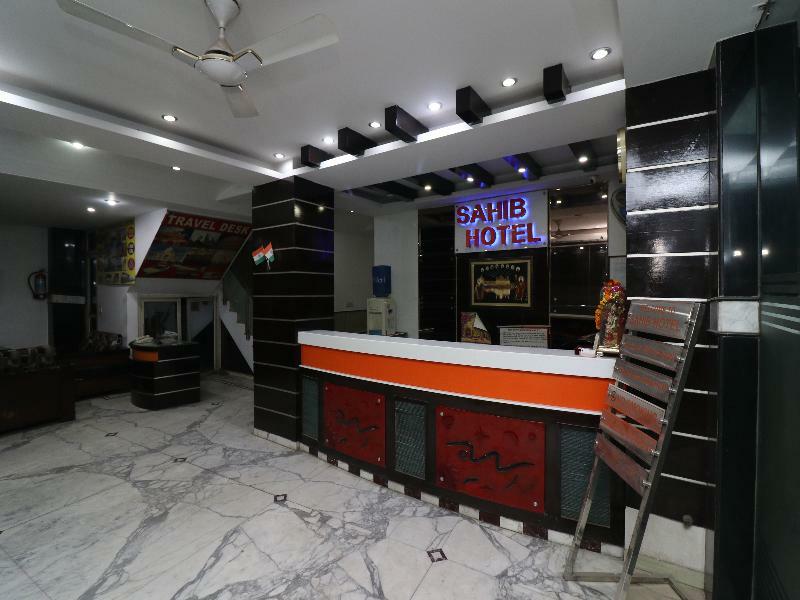Oyo 27823 Hotel Sahib Delhi Zewnętrze zdjęcie
